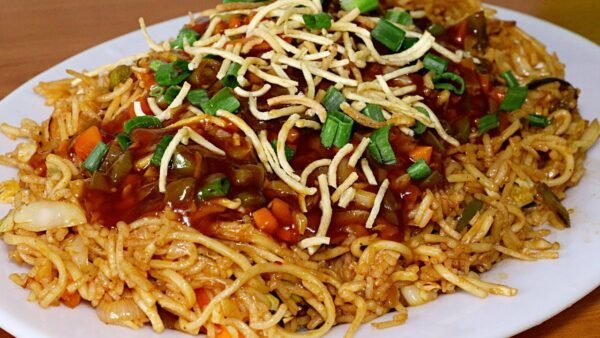 Schezwan Noodles (Veg)